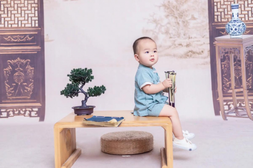 百色怀孕多久小腹会隆起